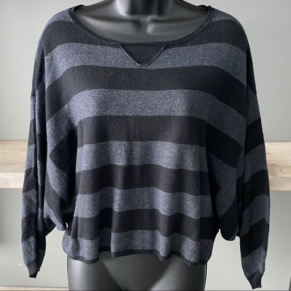 Joie Raglan Wool Cashmere Dolman Sweater XS - Picture 6 of 8